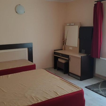 Ego Guest House Belogradcsik Kültér fotó