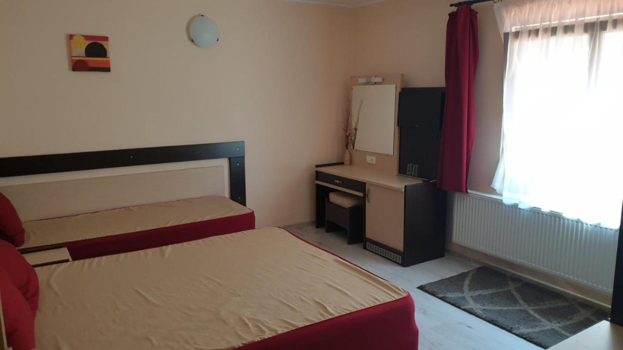 Ego Guest House Belogradcsik Kültér fotó